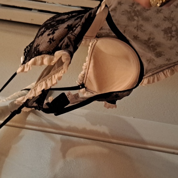 VS French Maid lingerie - Picture 6 of 6